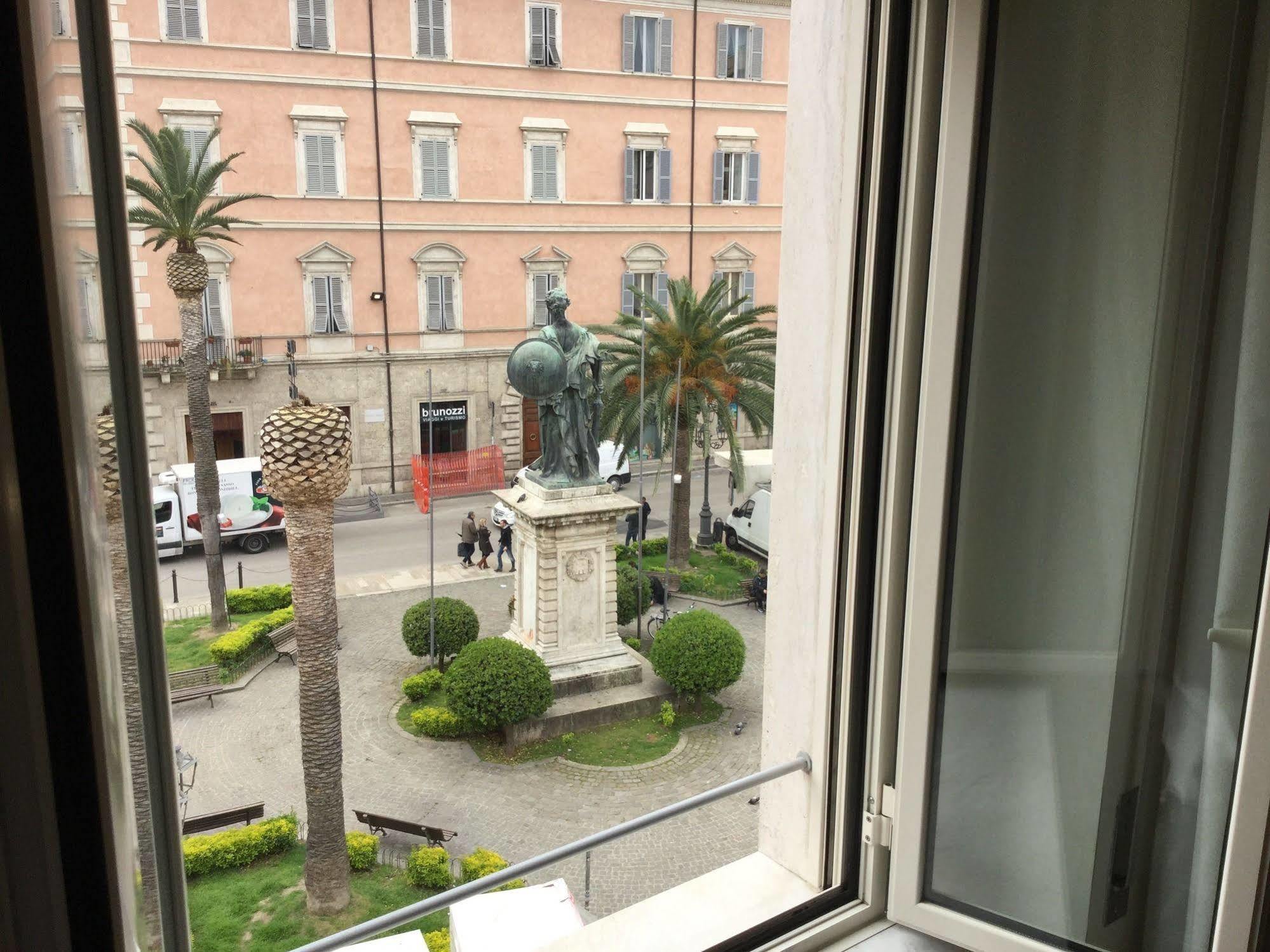 Dietro Piazza 阿斯科利皮切诺 外观 照片